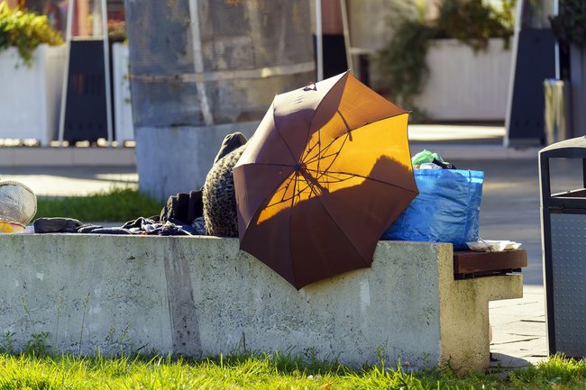 Hitze-Hilfe: NRW unterstützt wohnungslose und obdachlose Menschen