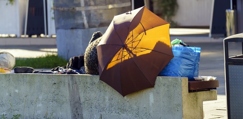 Hitze-Hilfe: NRW unterstützt wohnungslose und obdachlose Menschen